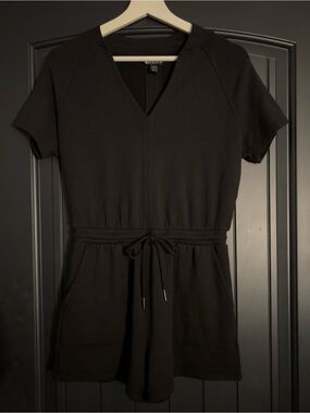 V-Neck Athleta Balance Romper In Black